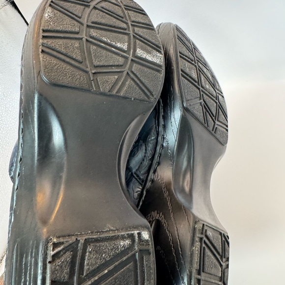 BASS Sheena Tooled Textured Paisley Slip On Blue Shoes Clogs Women's Size 9.5 - Picture 7 of 14